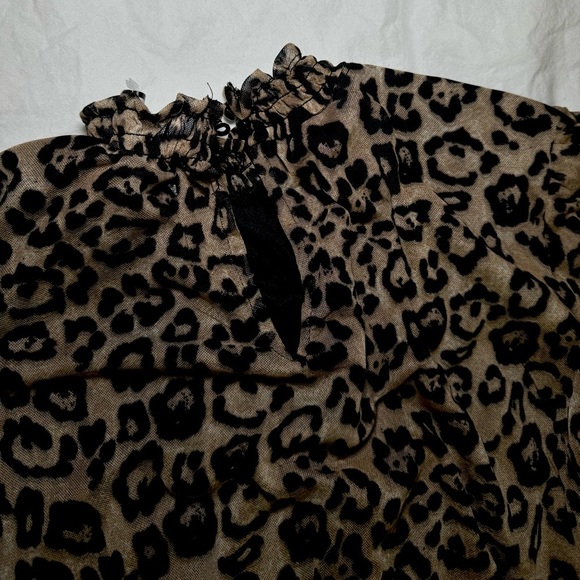 Alison Andrews NWT Dress Cheetah Medium Long Sleeve Tiered Dress Midi - Picture 8 of 8